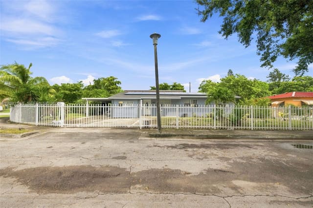 1299 NW 120th Street, North Miami, FL 33167