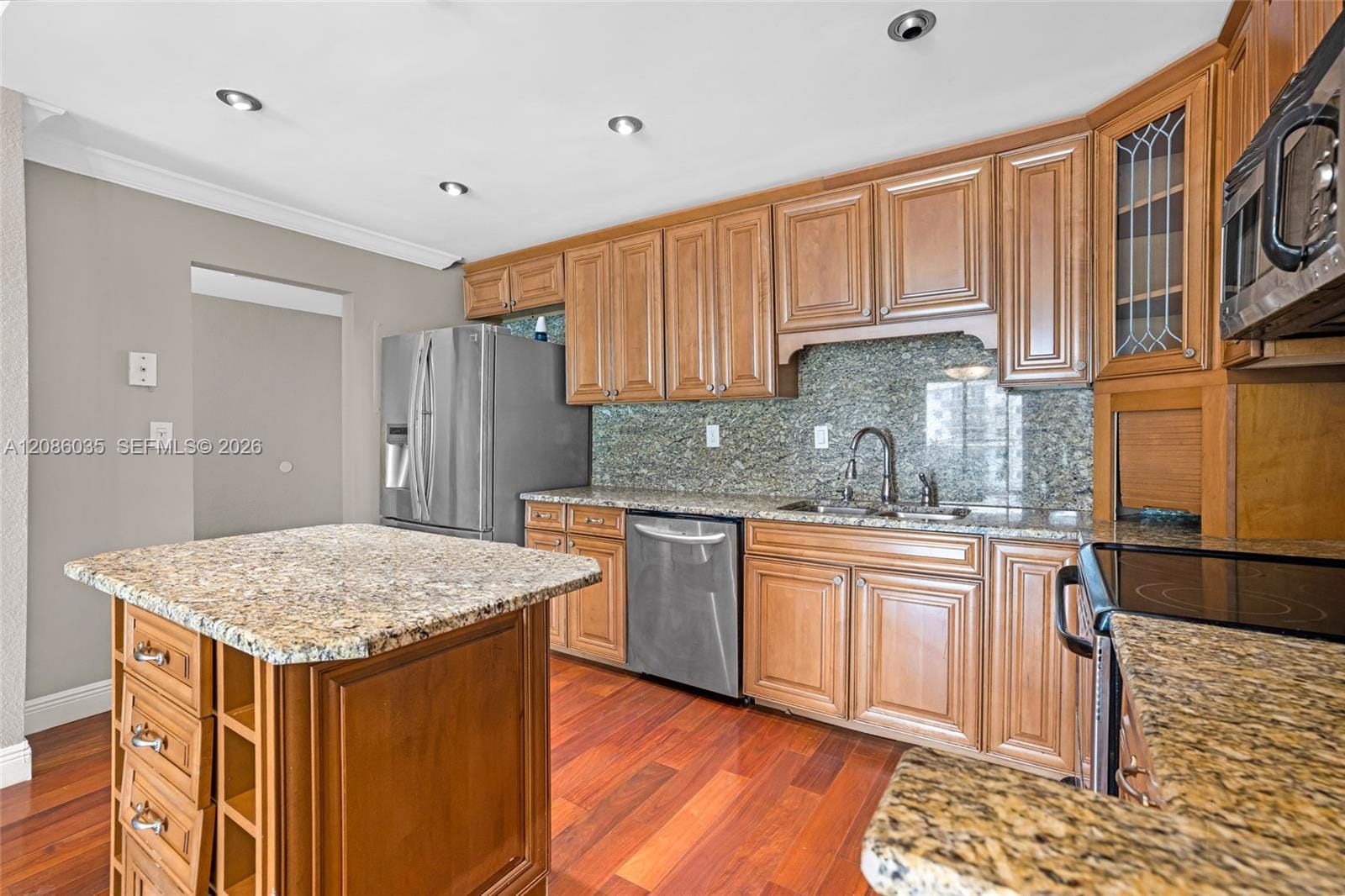 19390 Collins Avenue 1520, Sunny Isles Beach, FL 33160 photo 12