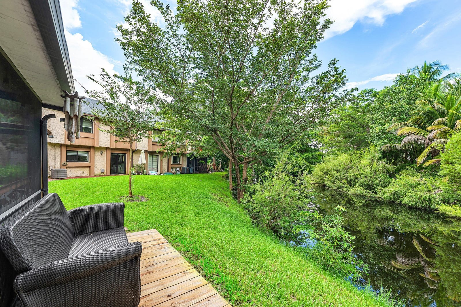 209 Wimbledon Lakes Drive, Plantation, FL 33324 photo 9