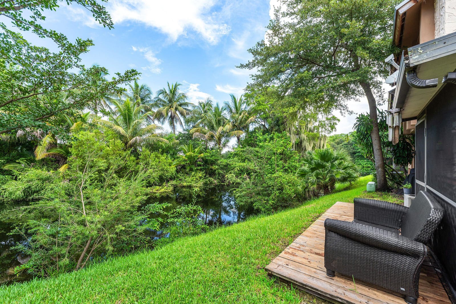 209 Wimbledon Lakes Drive, Plantation, FL 33324 photo 10