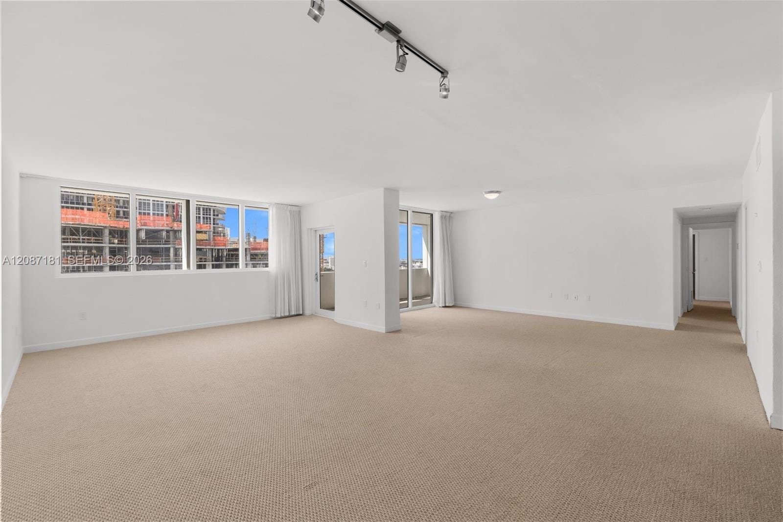 10275 Collins Avenue 1511 — photo 11