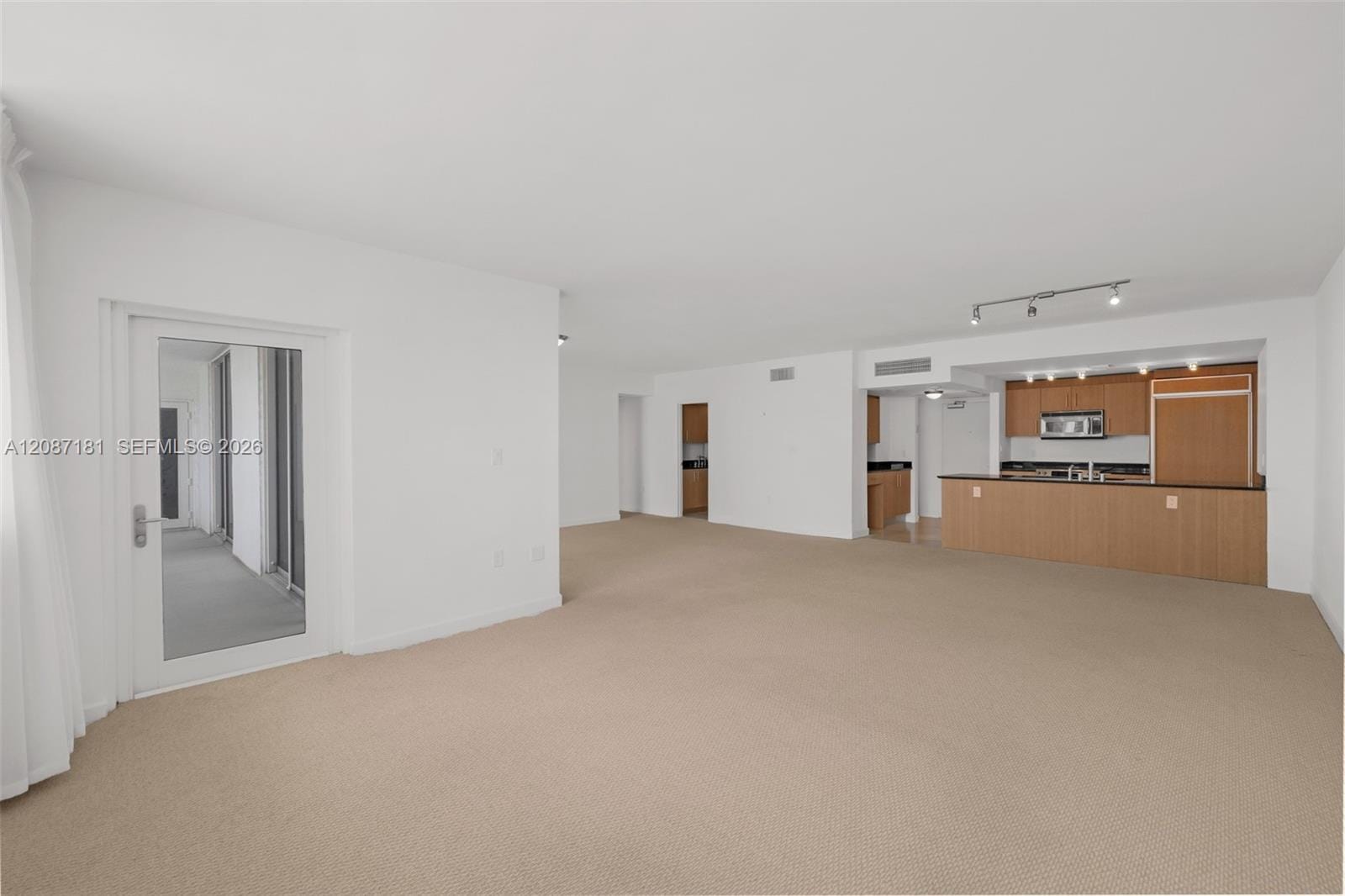 10275 Collins Avenue 1511 — photo 12