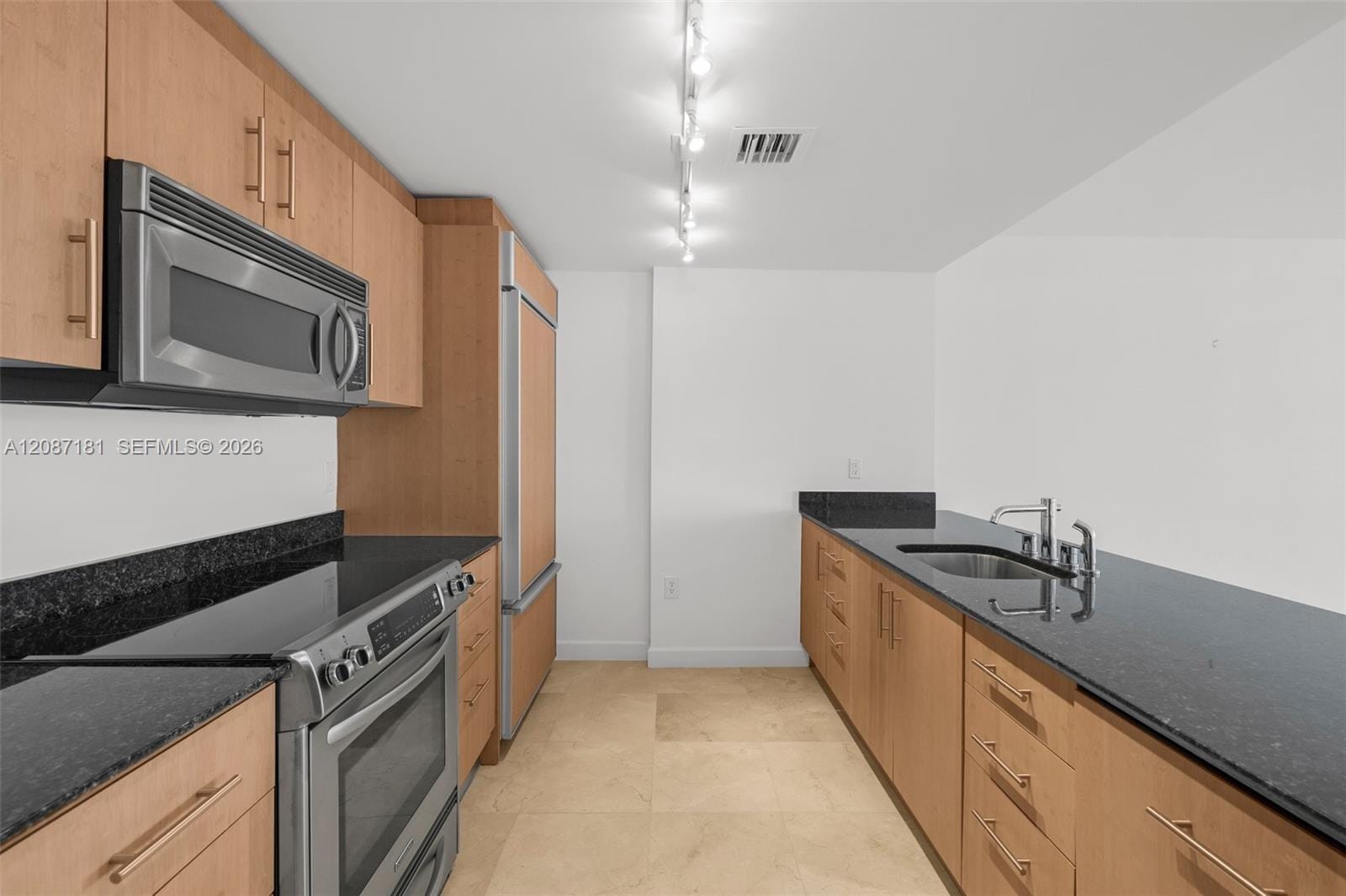 10275 Collins Avenue 1511 — photo 5