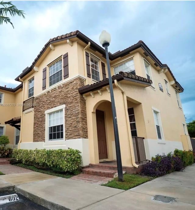 9239 SW 227th Street 13, Cutler Bay, FL 33190