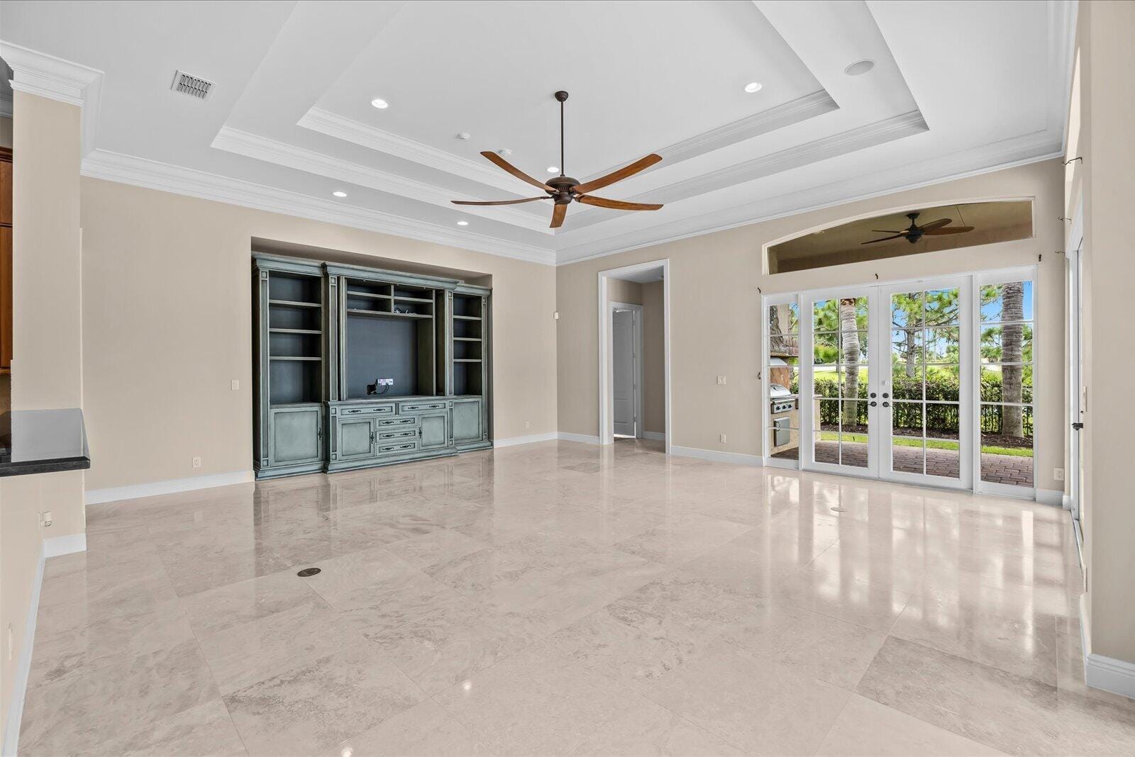 102 SE Rio Casarano, Port St. Lucie, FL 34984 photo 13
