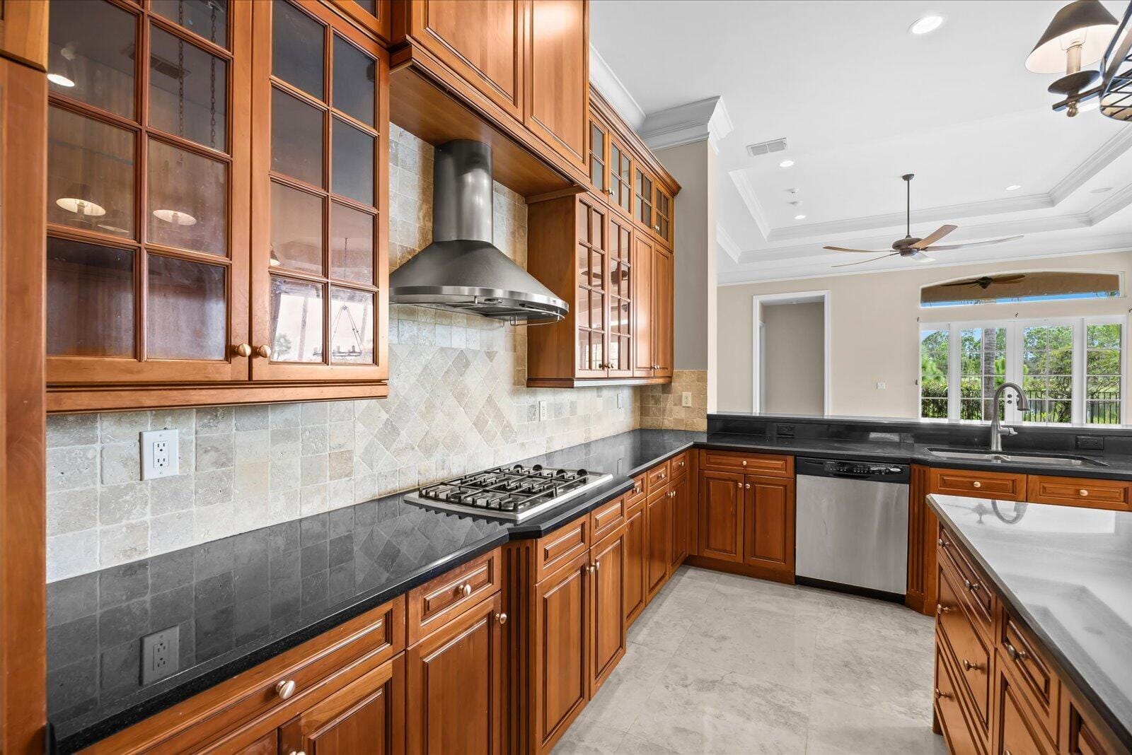 102 SE Rio Casarano, Port St. Lucie, FL 34984 photo 18