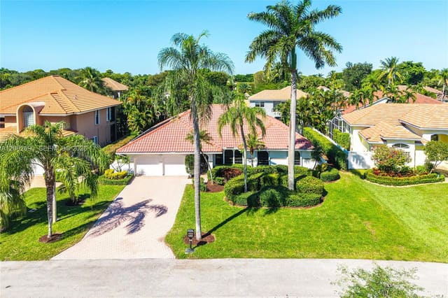 6005 Buena Vista Court, Boca Raton, FL 33433