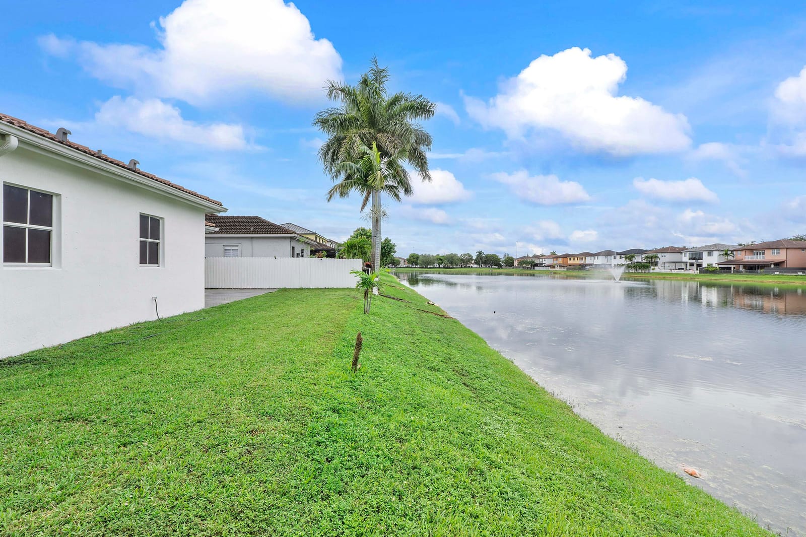 8911 NW 178th Lane, Hialeah, FL 33018 photo 26