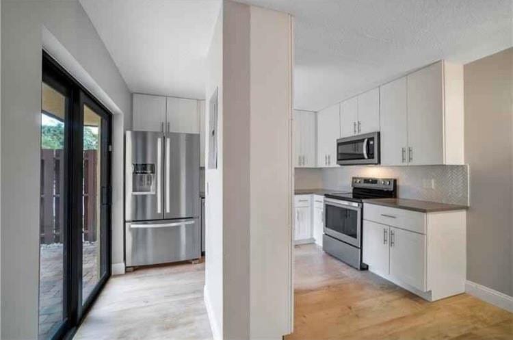 825 CENTER Street 26A, Jupiter, FL 33458 photo 5