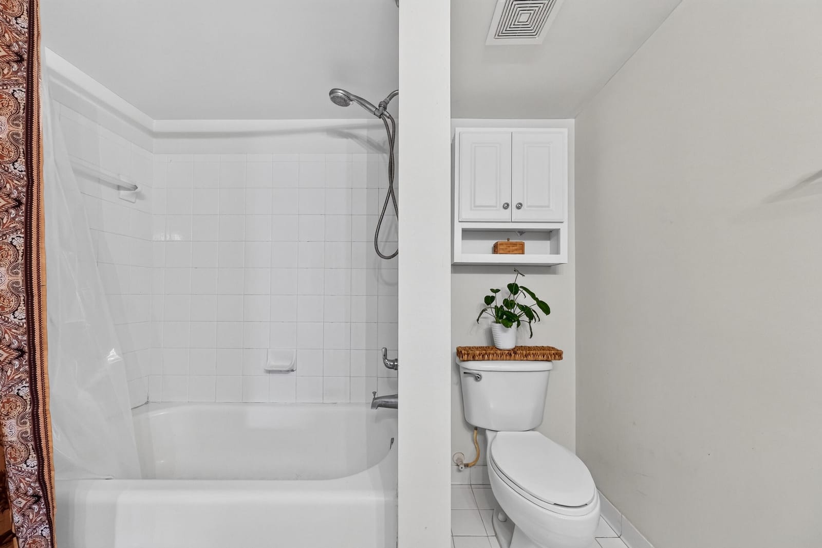 600 SCOTIA Drive 108, Hypoluxo, FL 33462 photo 25