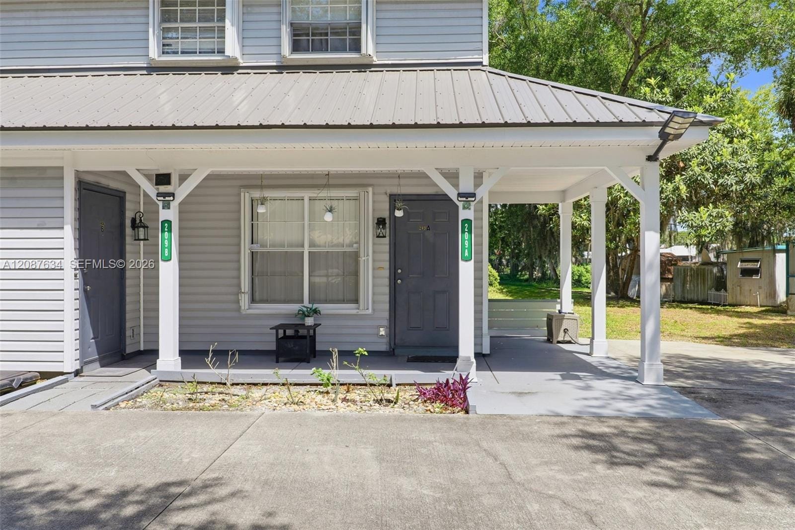 207 SE 6th Avenue — photo 3