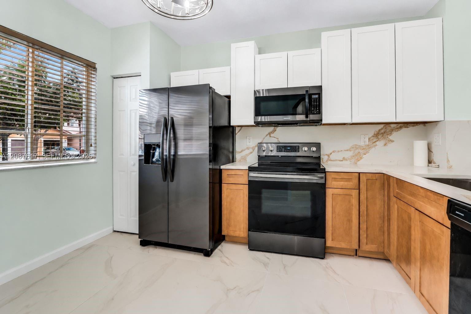 8870 N Isles Circle, Tamarac, FL 33321 photo 8