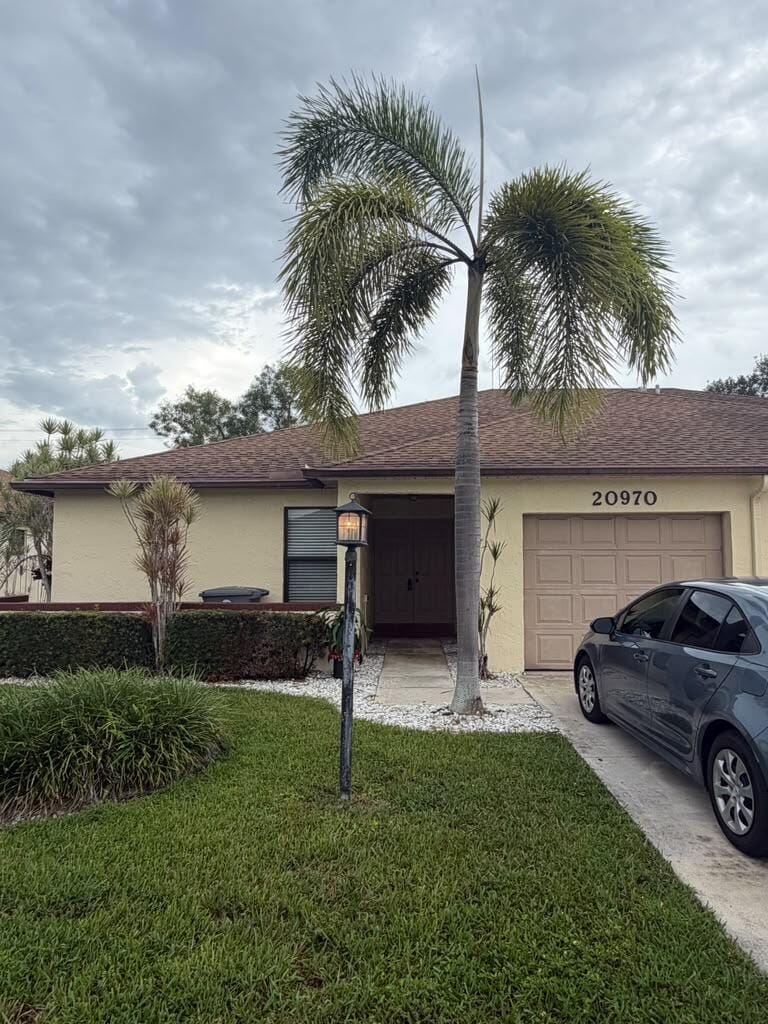 20970 CONCORD GREEN Drive E, Boca Raton, FL 33433