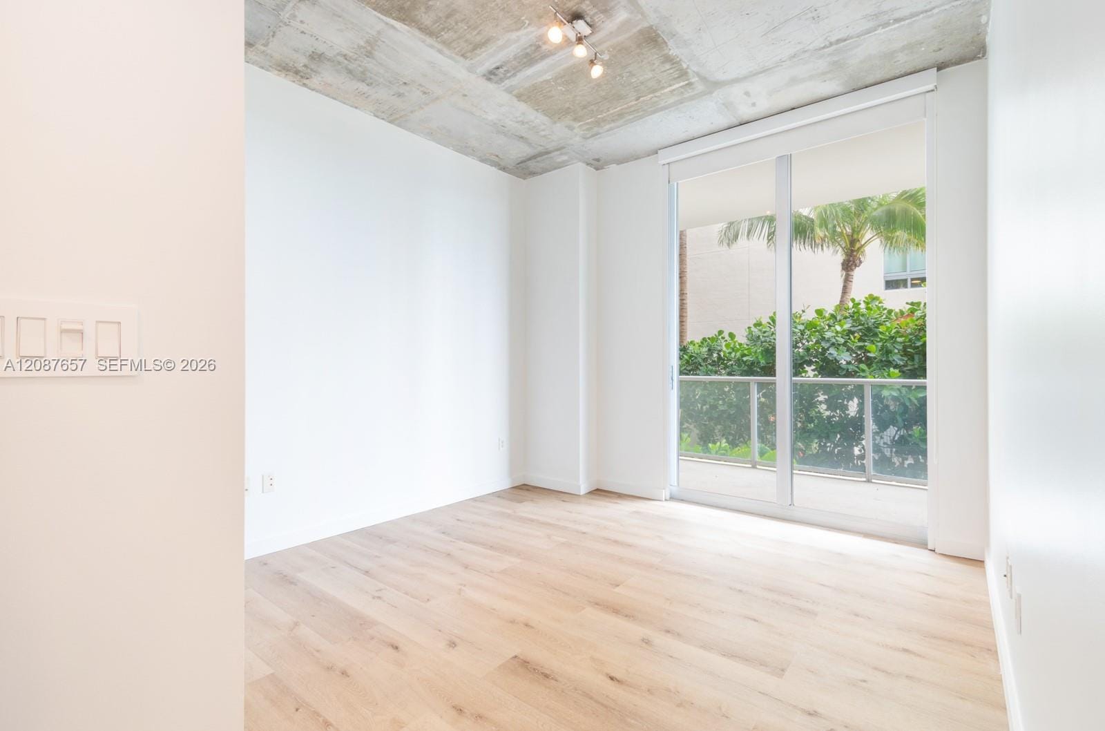 3470 E Coast Avenue H804, Miami, FL 33137 photo 20