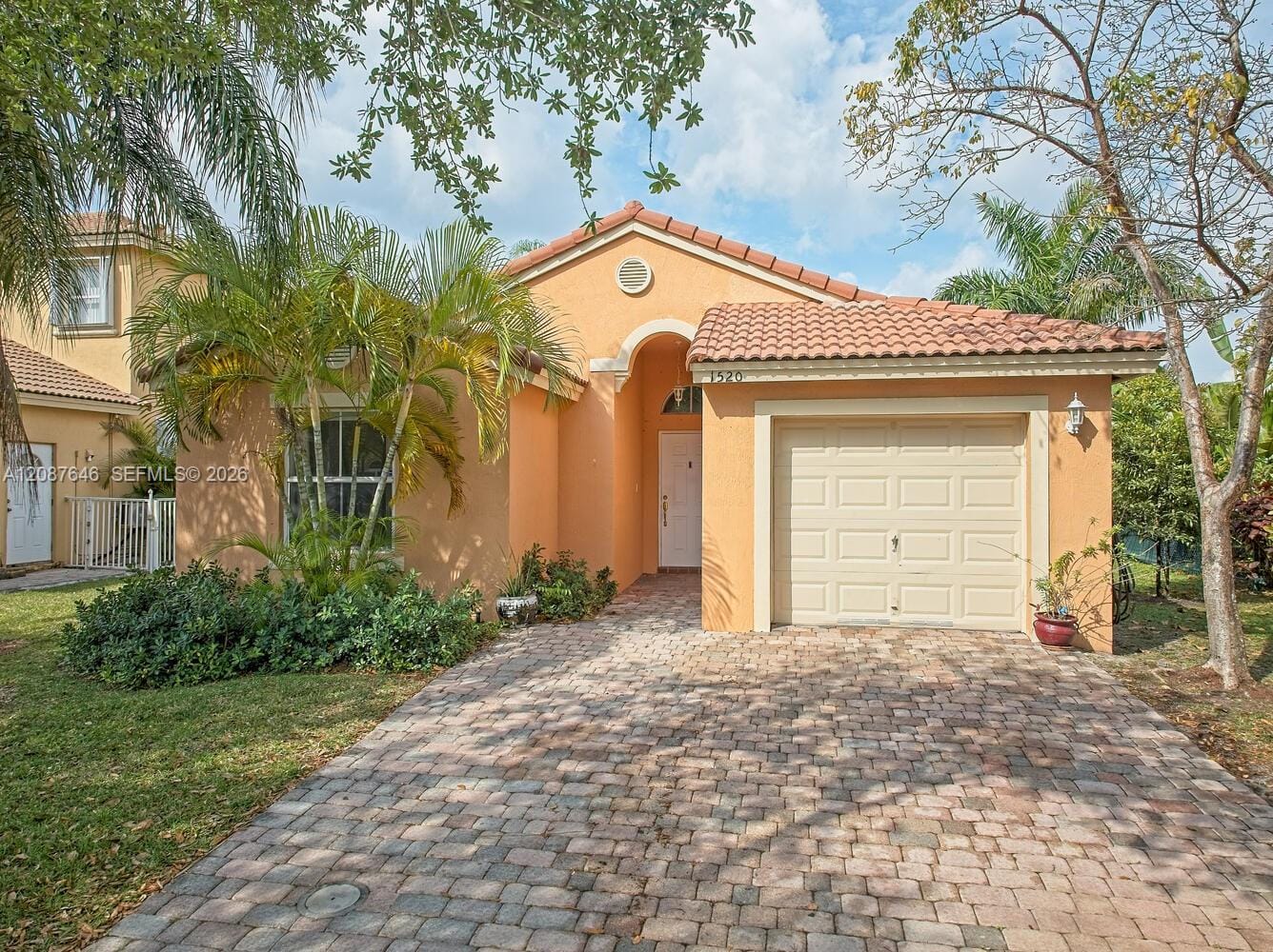 1520 SE 17th Avenue, Homestead, FL 33035 photo 2