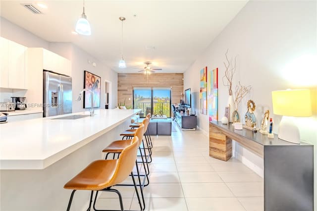 7809 NW 104th Avenue 31, Doral, FL 33178