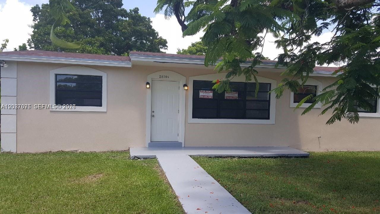 28704 SW 147th Place — photo 2