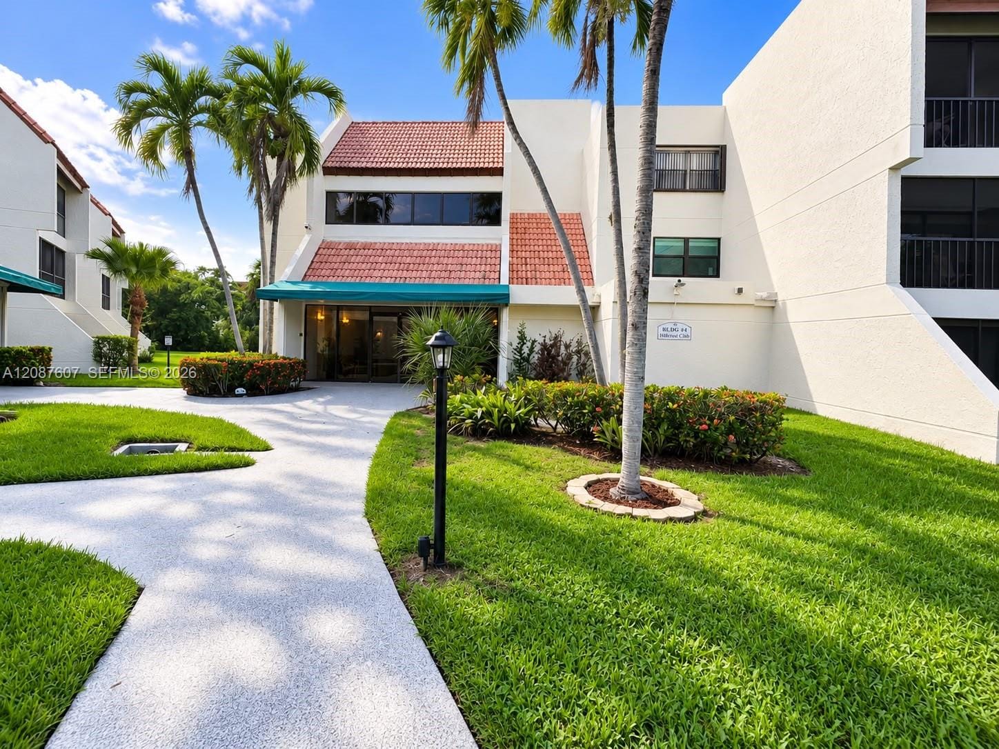 301 Racquet Club Road 310 — photo 1