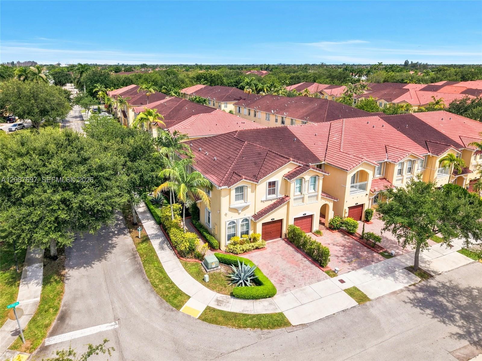889 SW 151st Place, Miami, FL 33194 photo 2