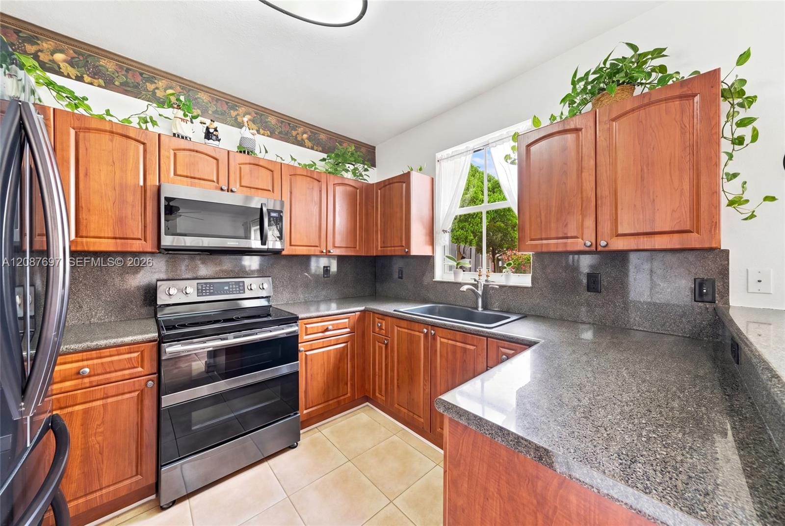 889 SW 151st Place, Miami, FL 33194 photo 17