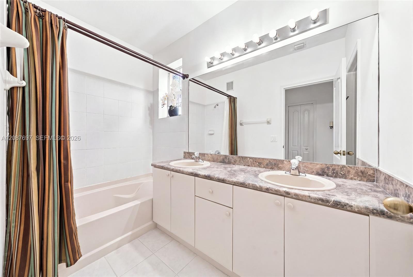 889 SW 151st Place, Miami, FL 33194 photo 28