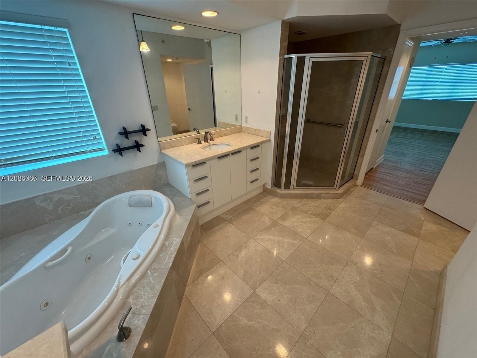 15051 Royal Oaks Lane 701, North Miami, FL 33181 photo 13
