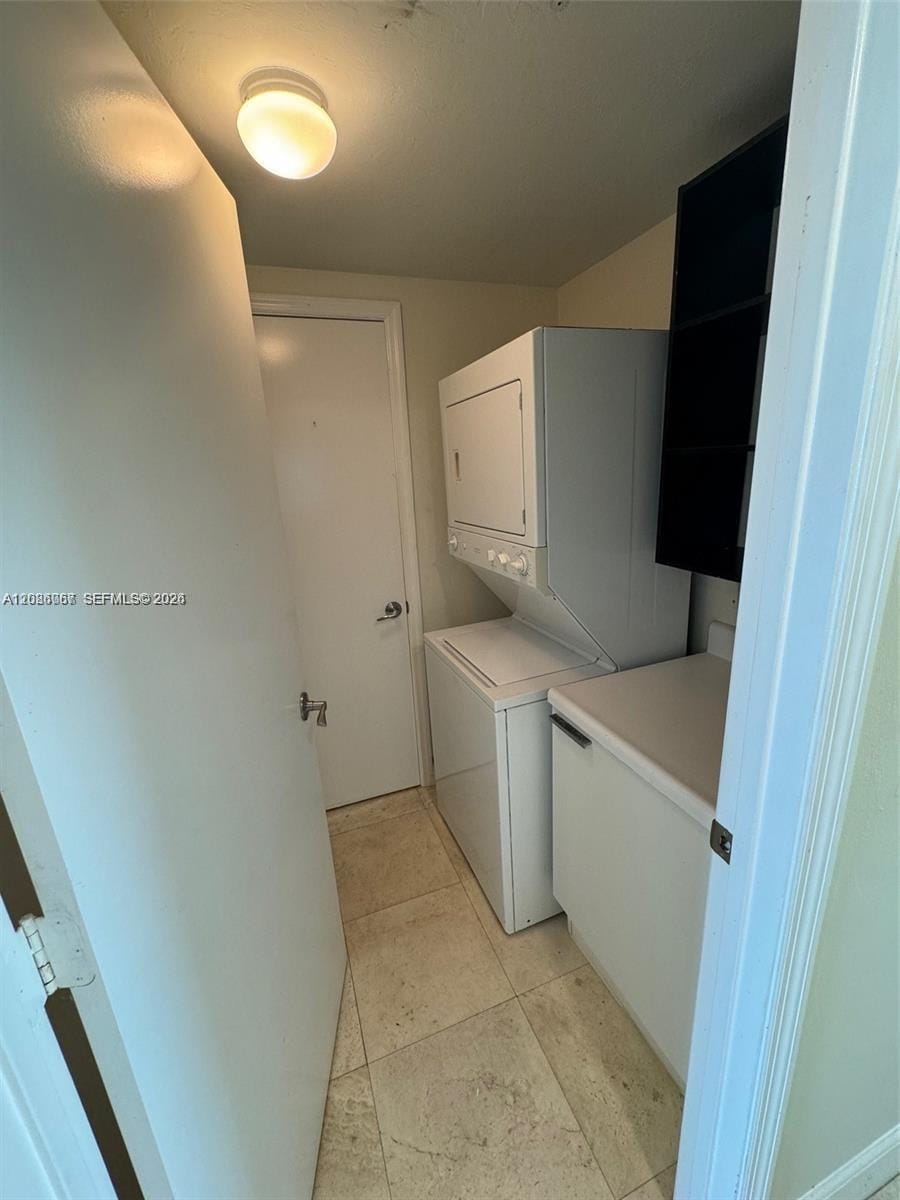 15051 Royal Oaks Lane 701, North Miami, FL 33181 photo 14