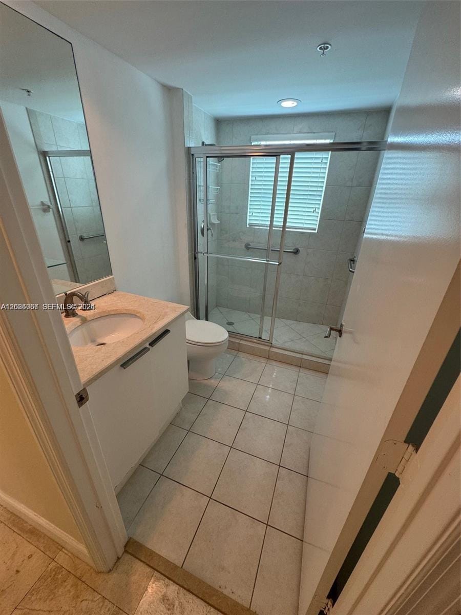15051 Royal Oaks Lane 701, North Miami, FL 33181 photo 10