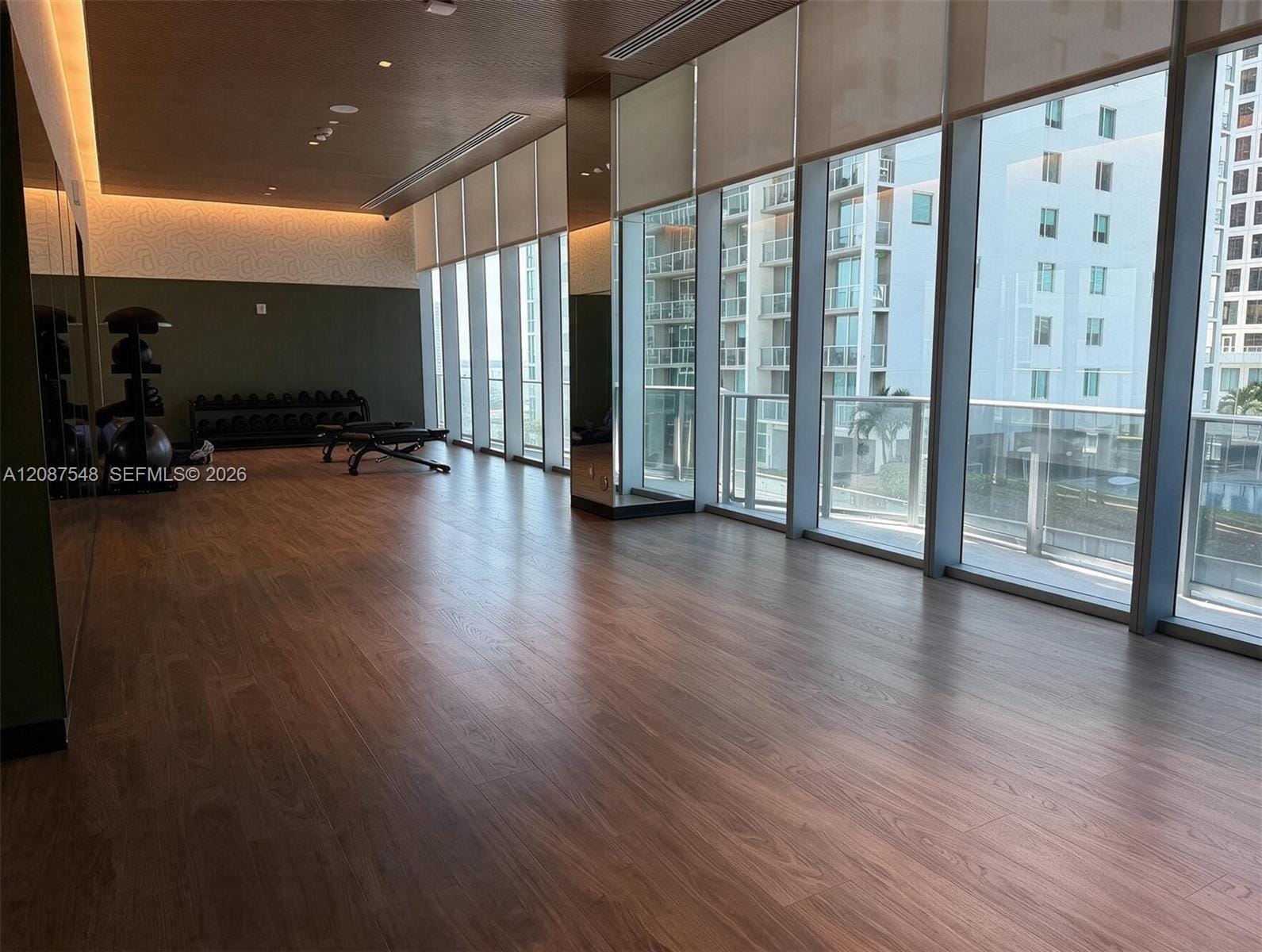77 SE 5th Street 4003, Miami, FL 33131 photo 23