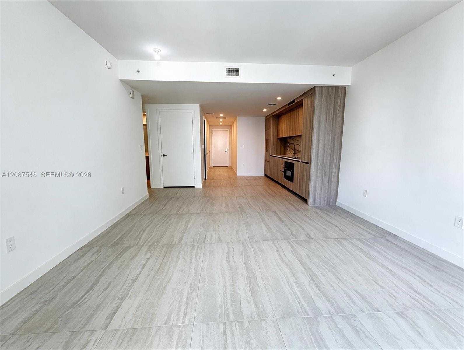 77 SE 5th Street 4003, Miami, FL 33131 photo 7