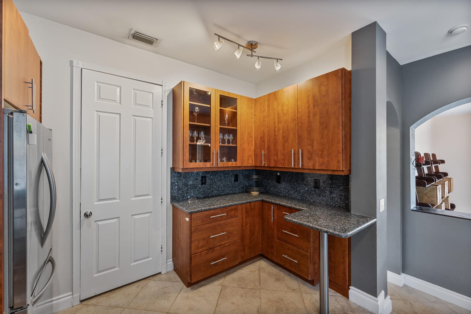6380 BELLA Circle 905, Boynton Beach, FL 33437 photo 11