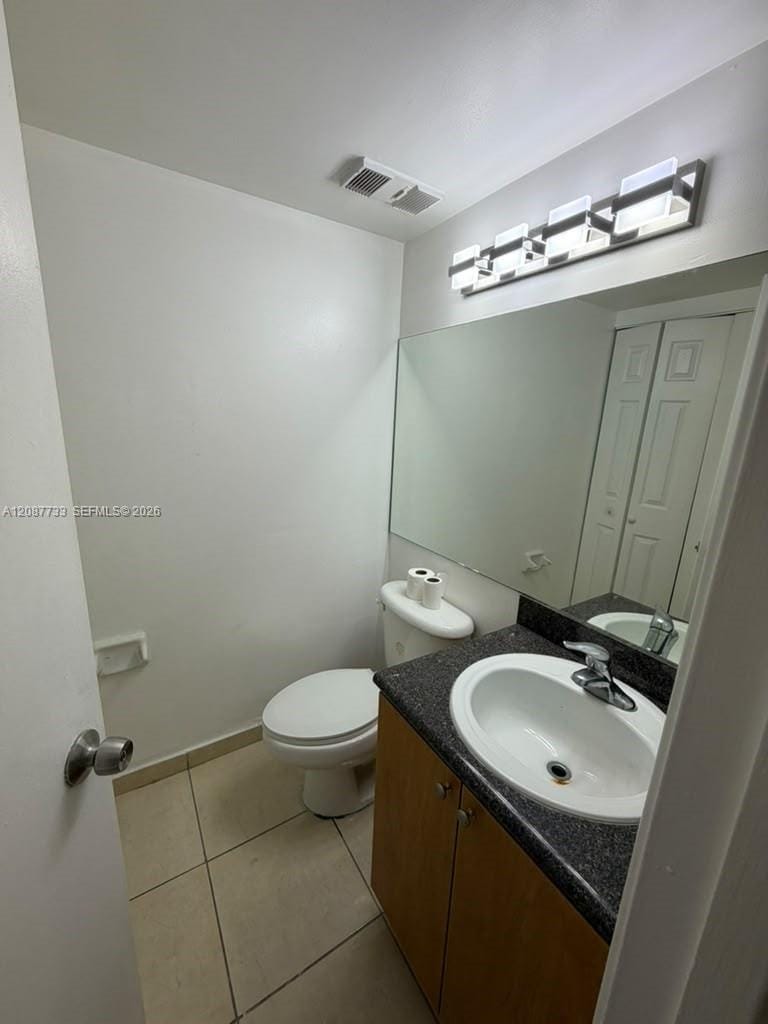 4746 NW 97th Place 216, Doral, FL 33178 photo 8