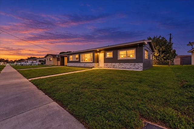 1745 NW 189th Terrace, Miami Gardens, FL 33056