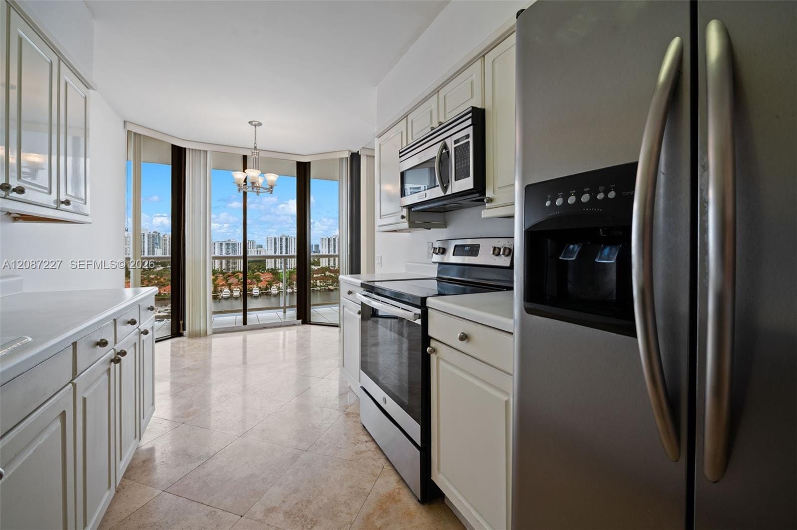 3640 Yacht Club Drive 1807 — photo 11