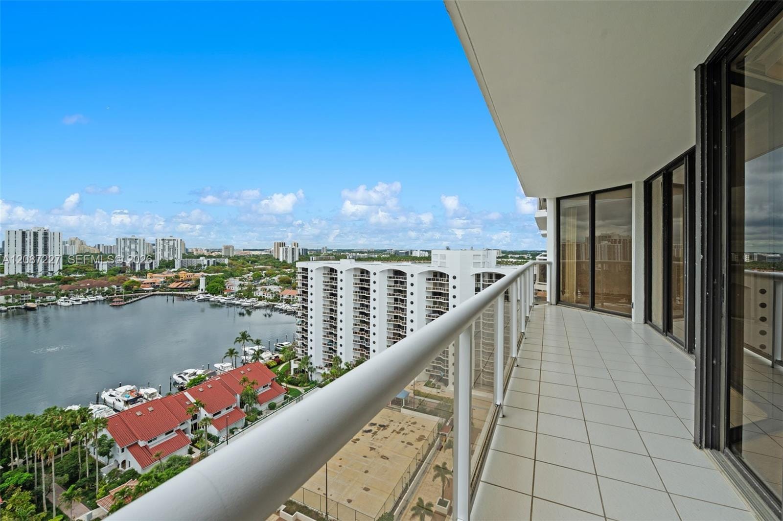 3640 Yacht Club Drive 1807, Aventura, FL 33180 photo 24