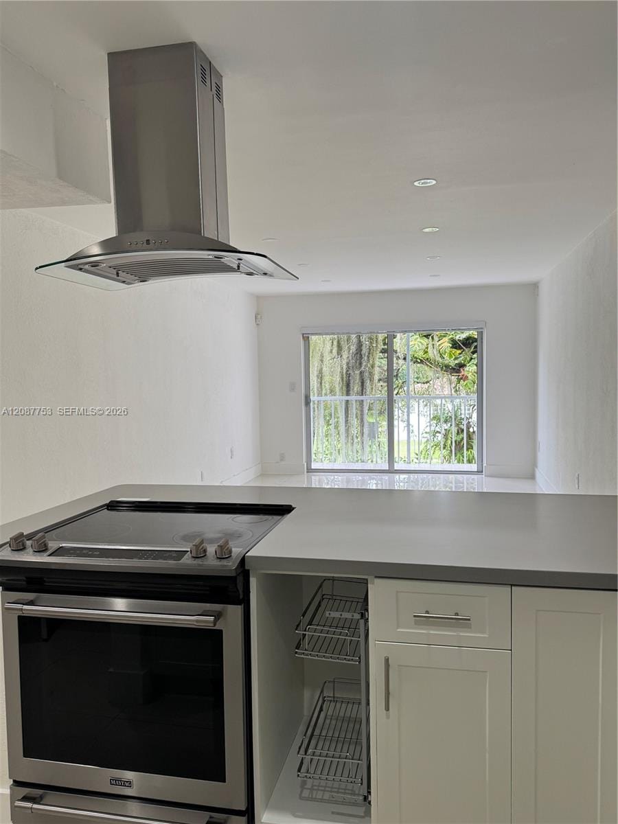 12290 NE 11th Court 101, North Miami, FL 33161 photo 4