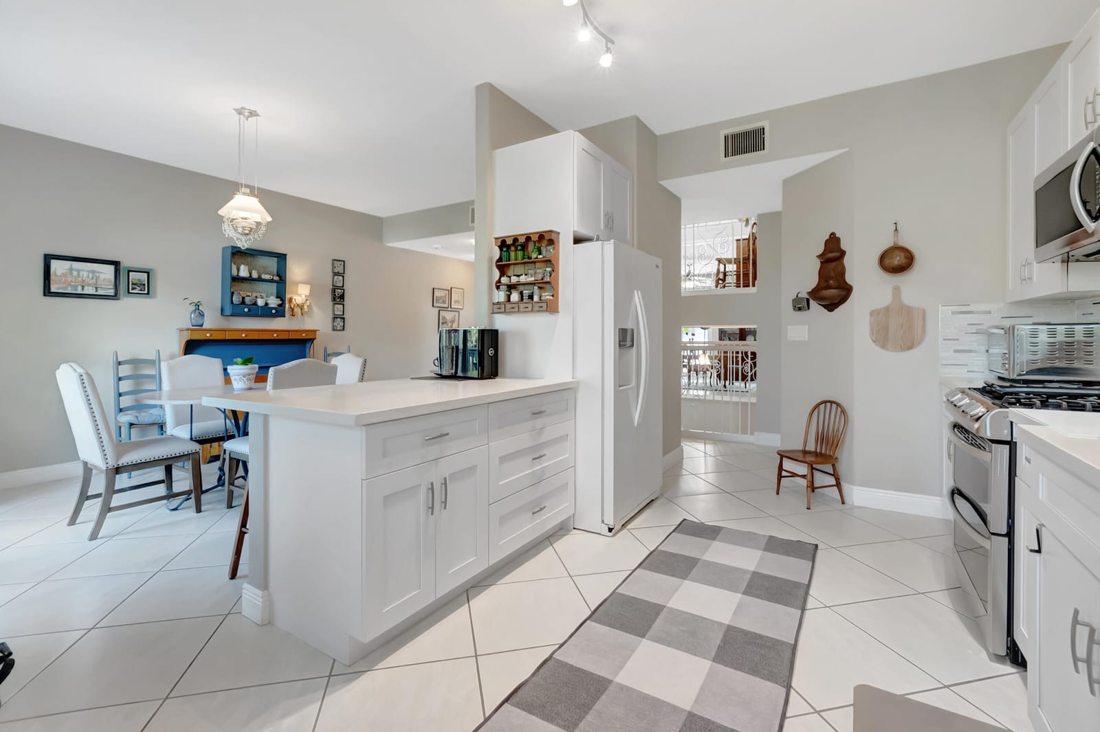1776 BAY Drive, Pompano Beach, FL 33062 photo 12