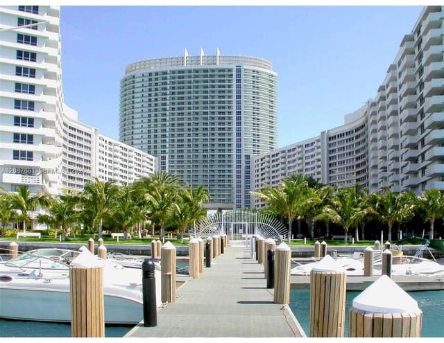 1500 Bay Road 1220S, Miami Beach, FL 33139