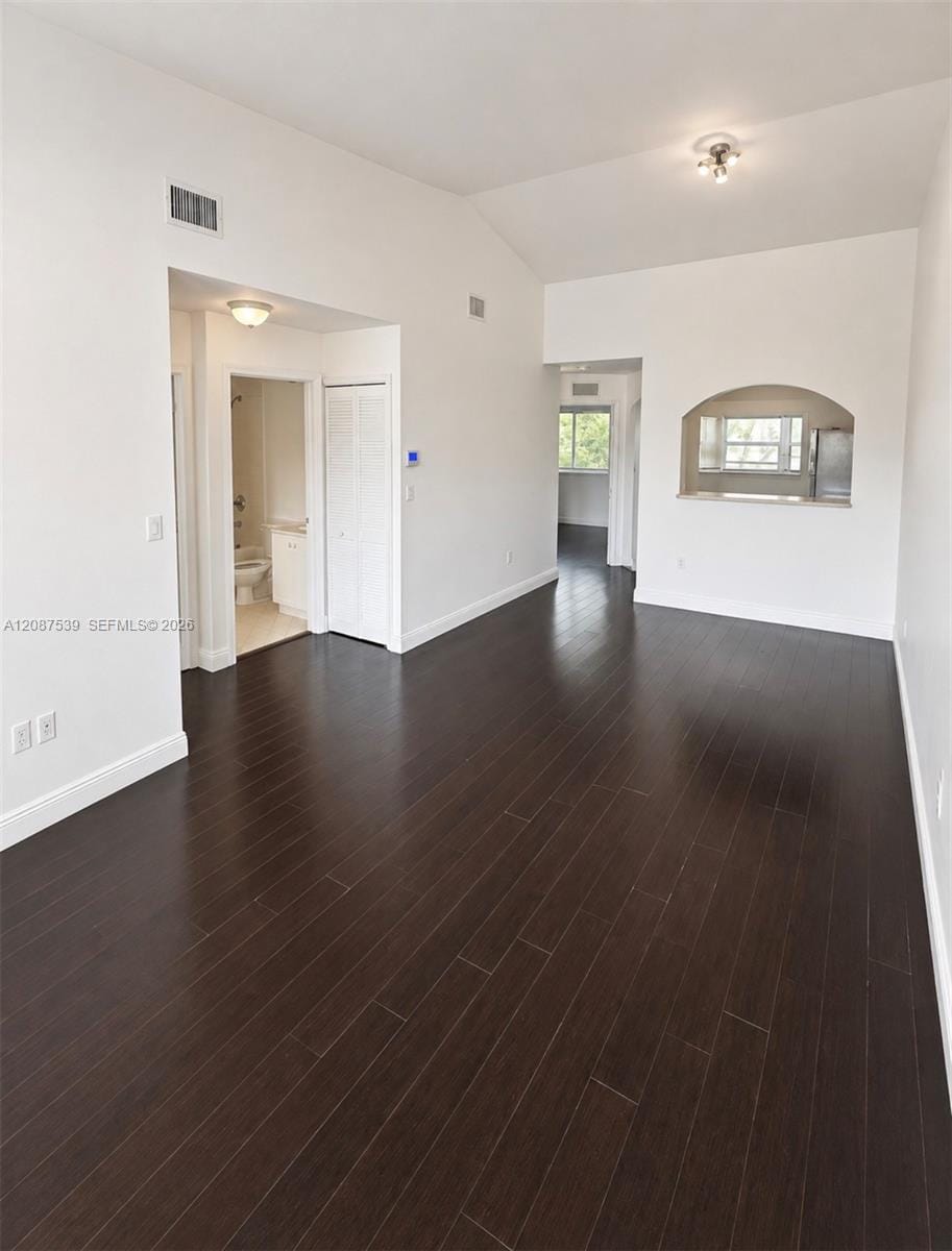 1250 SE 28th Court 204 — photo 3