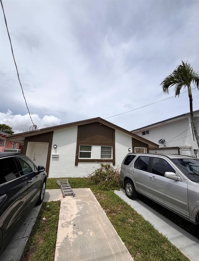 3405 SW 24th Street, Miami, FL 33145