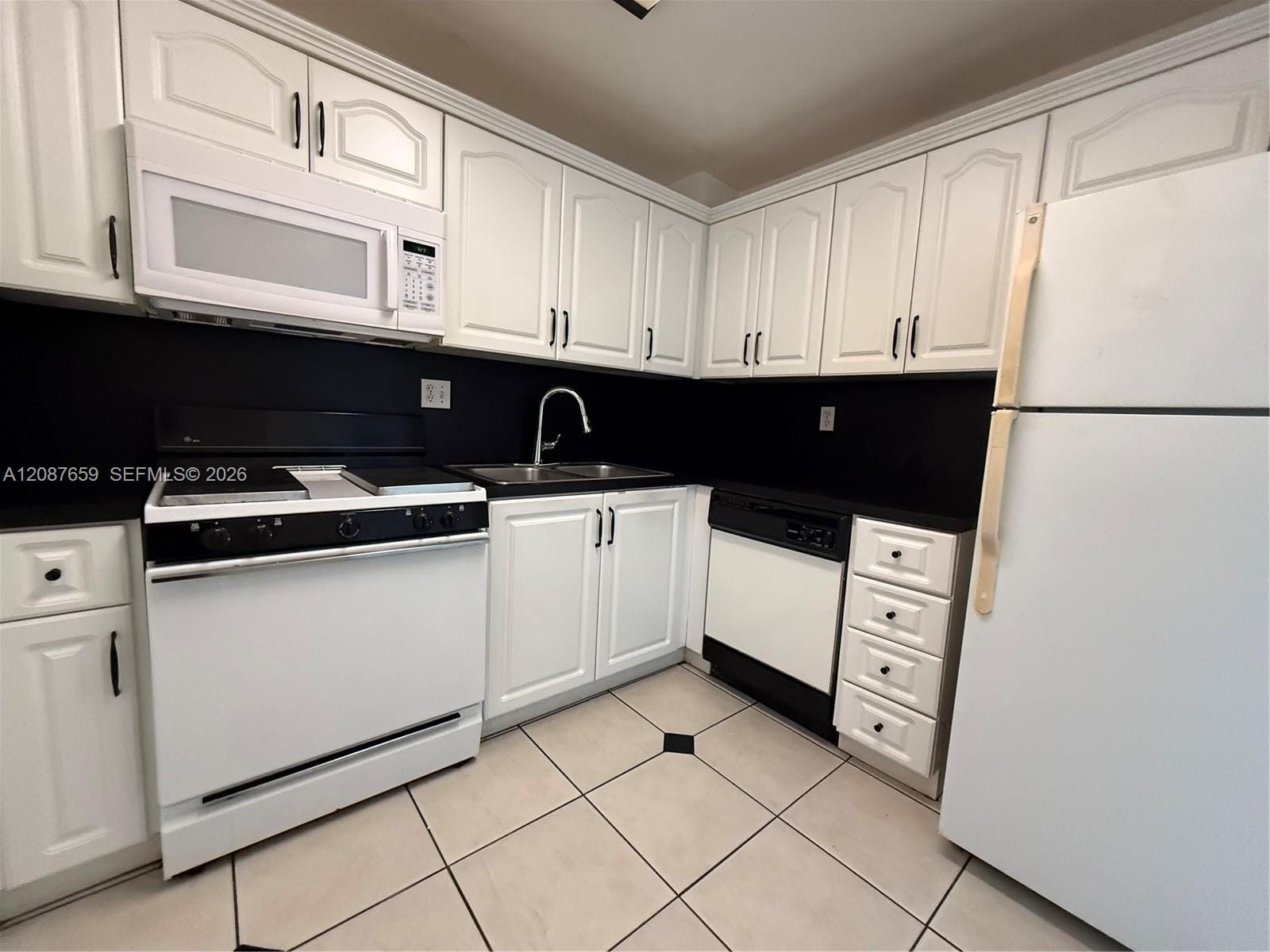13120 SW 92nd Avenue B-520 — photo 10