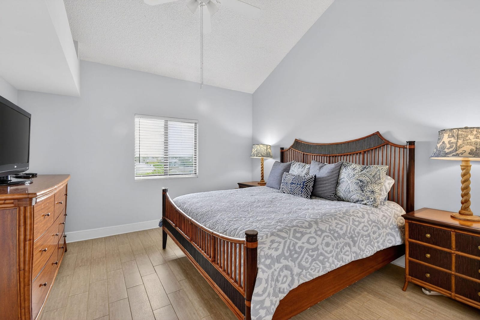 101 Ocean Bluffs Boulevard 504, Jupiter, FL 33477 photo 23