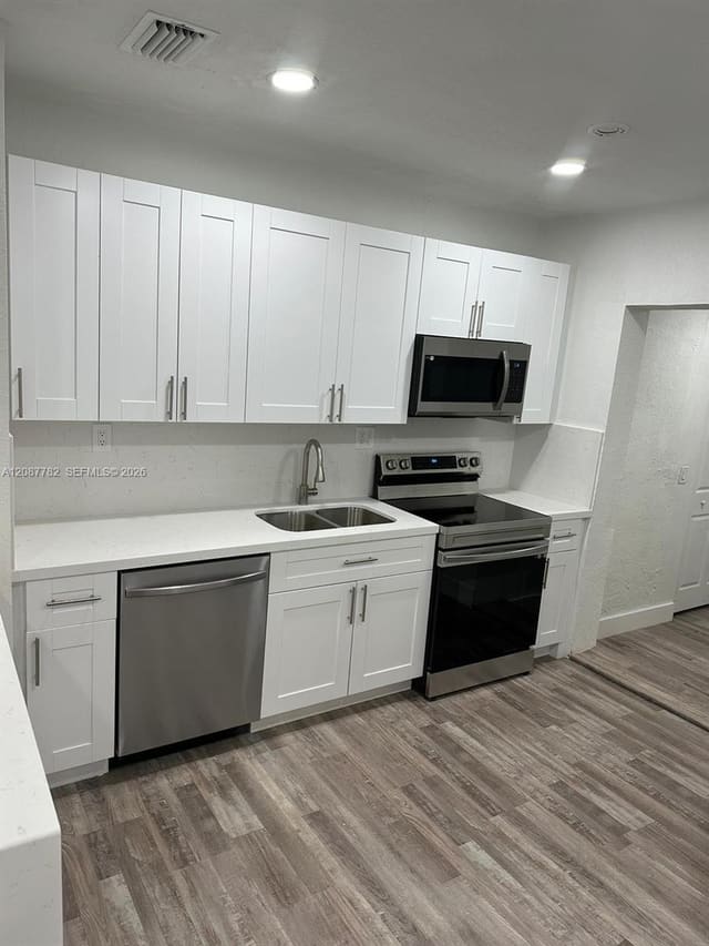3045 SW 21st Street 3047, Miami, FL 33145