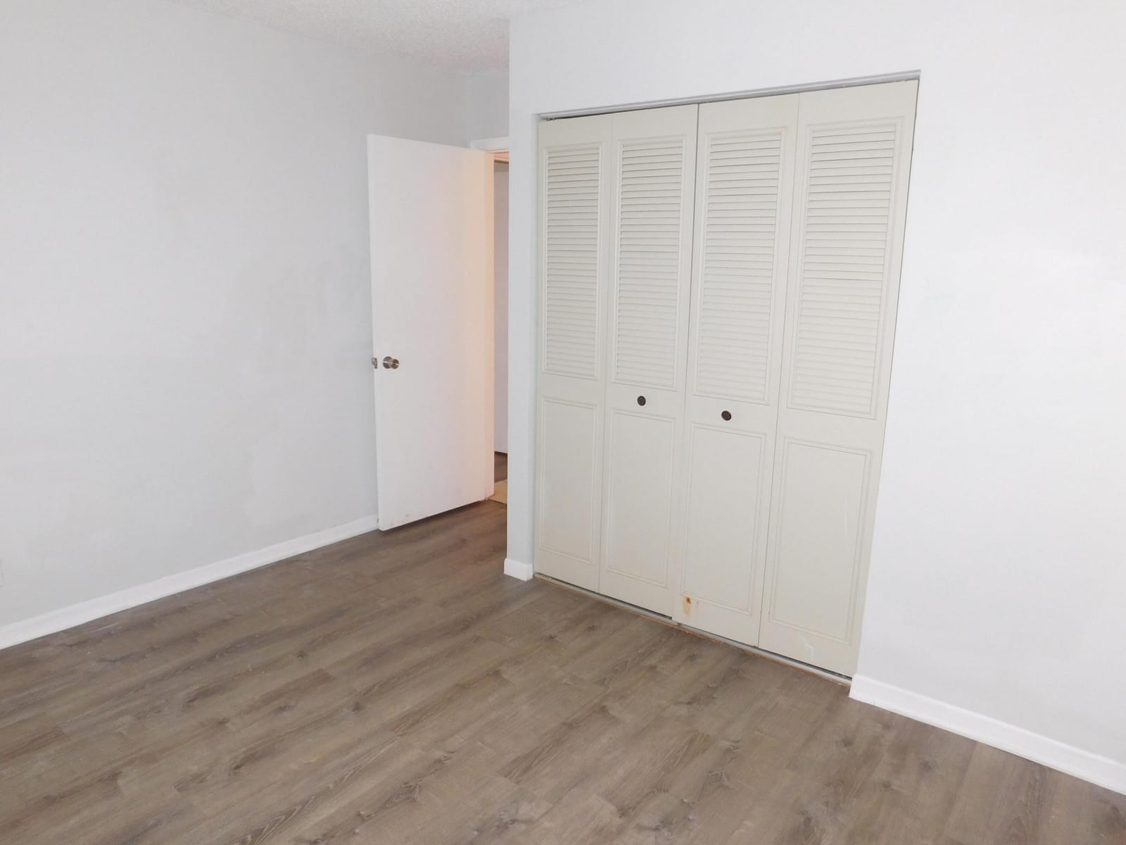 627 SEA PINE Way A2, Greenacres, FL 33415 photo 13