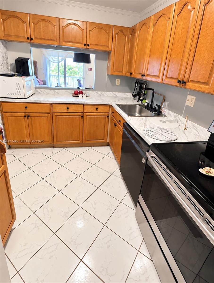 2200 E Hallandale Beach Boulevard 610 — photo 9
