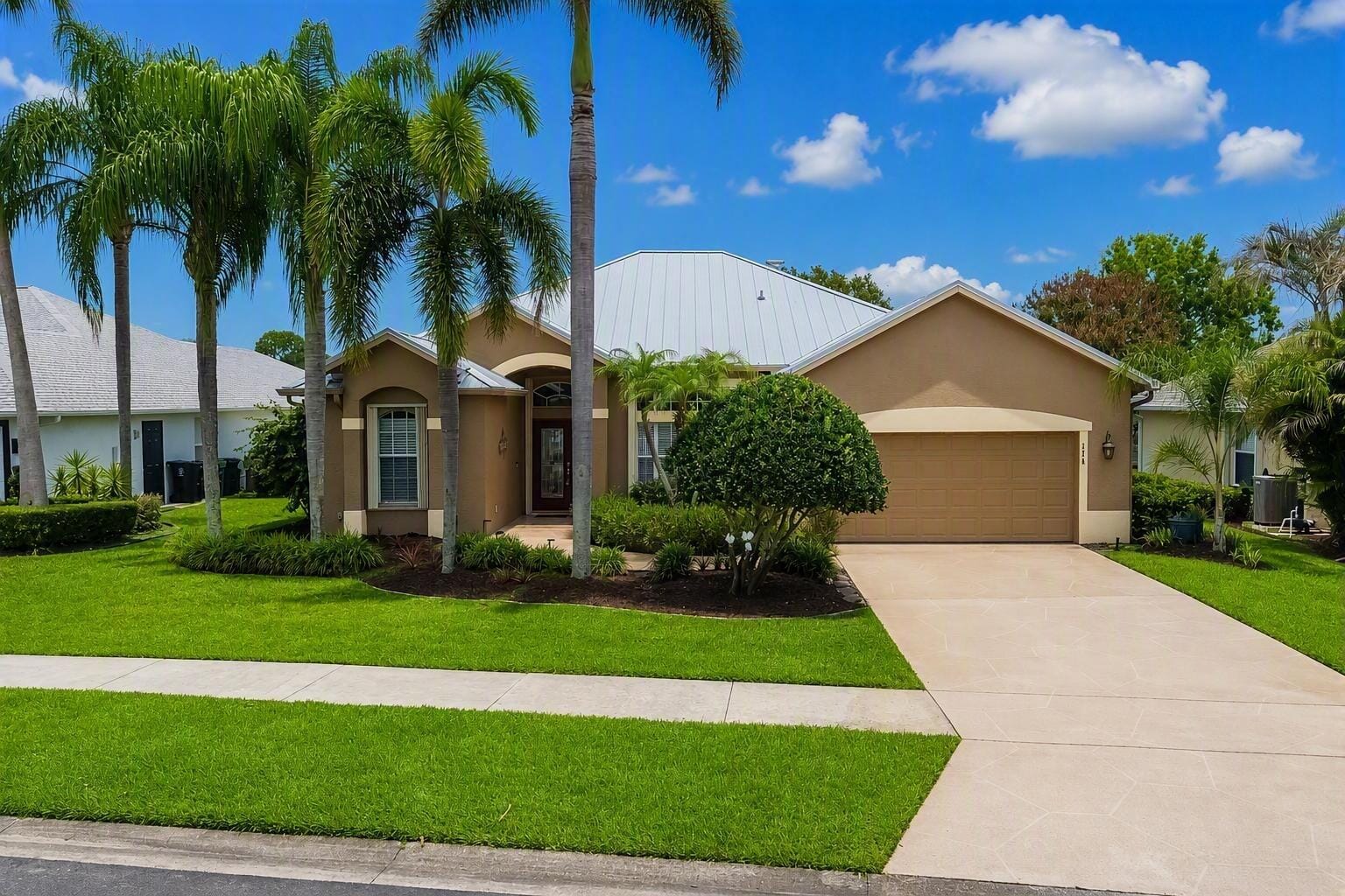 208 SW Whitewood Drive, Port St. Lucie, FL 34953 photo 1