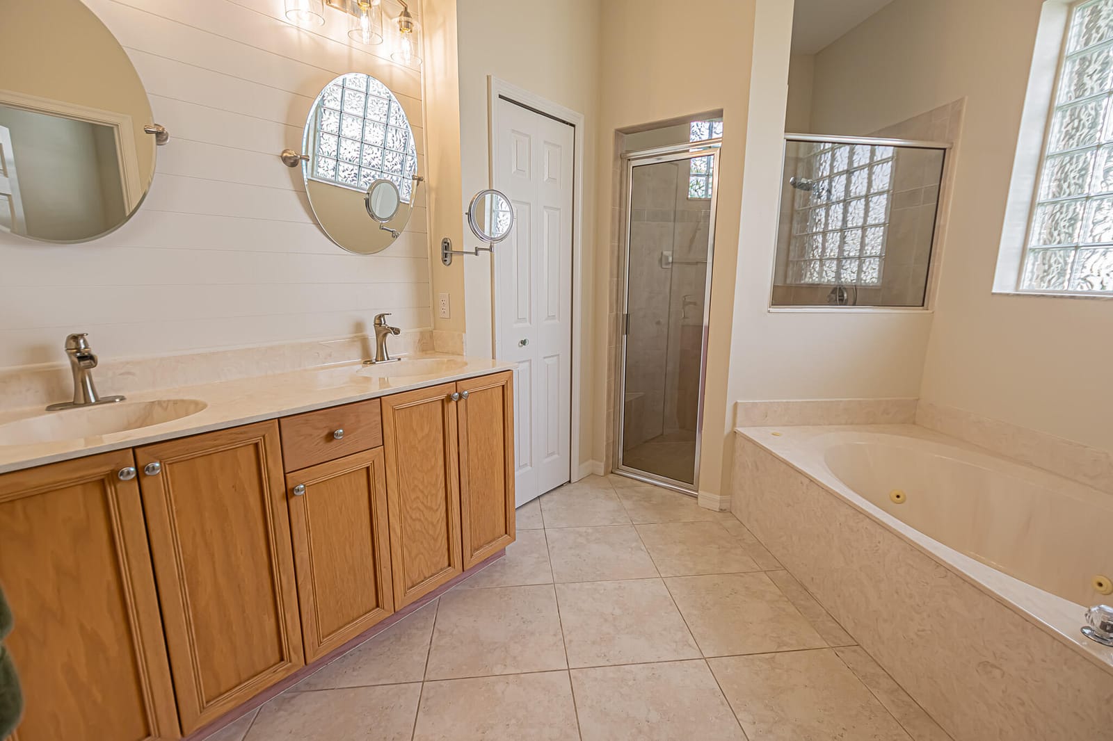 208 SW Whitewood Drive, Port St. Lucie, FL 34953 photo 14
