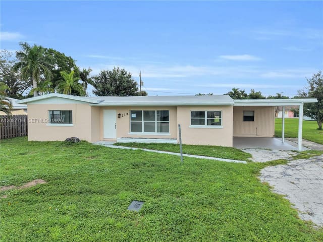 214 W Grace Street, FL 33950