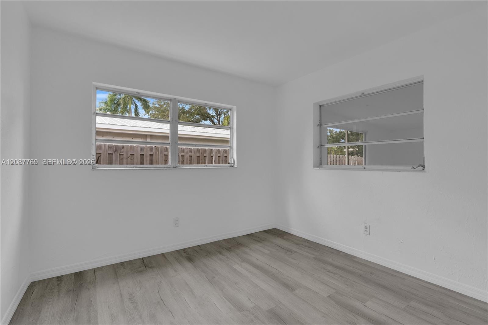 214 W Grace Street, FL 33950 photo 20