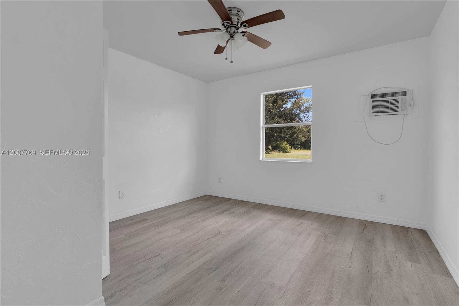 214 W Grace Street, FL 33950 photo 30